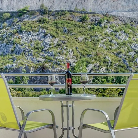Villa Loris Žrnovnica